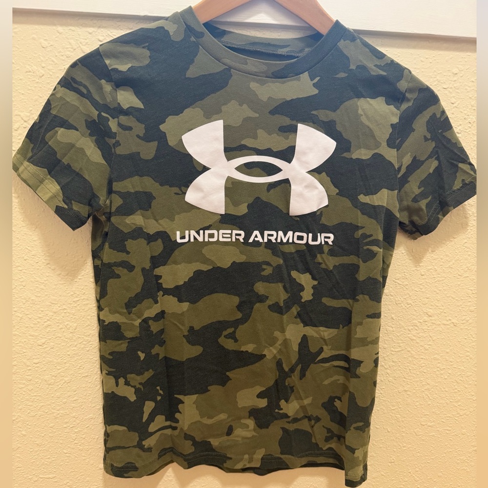 Under Armour tees - Picture 7 of 11